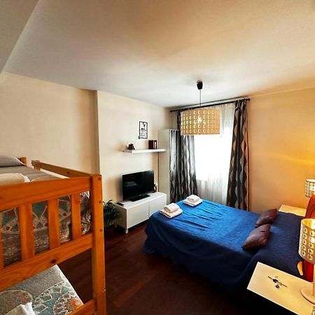 Rooms Arago Барселона Екстер'єр фото