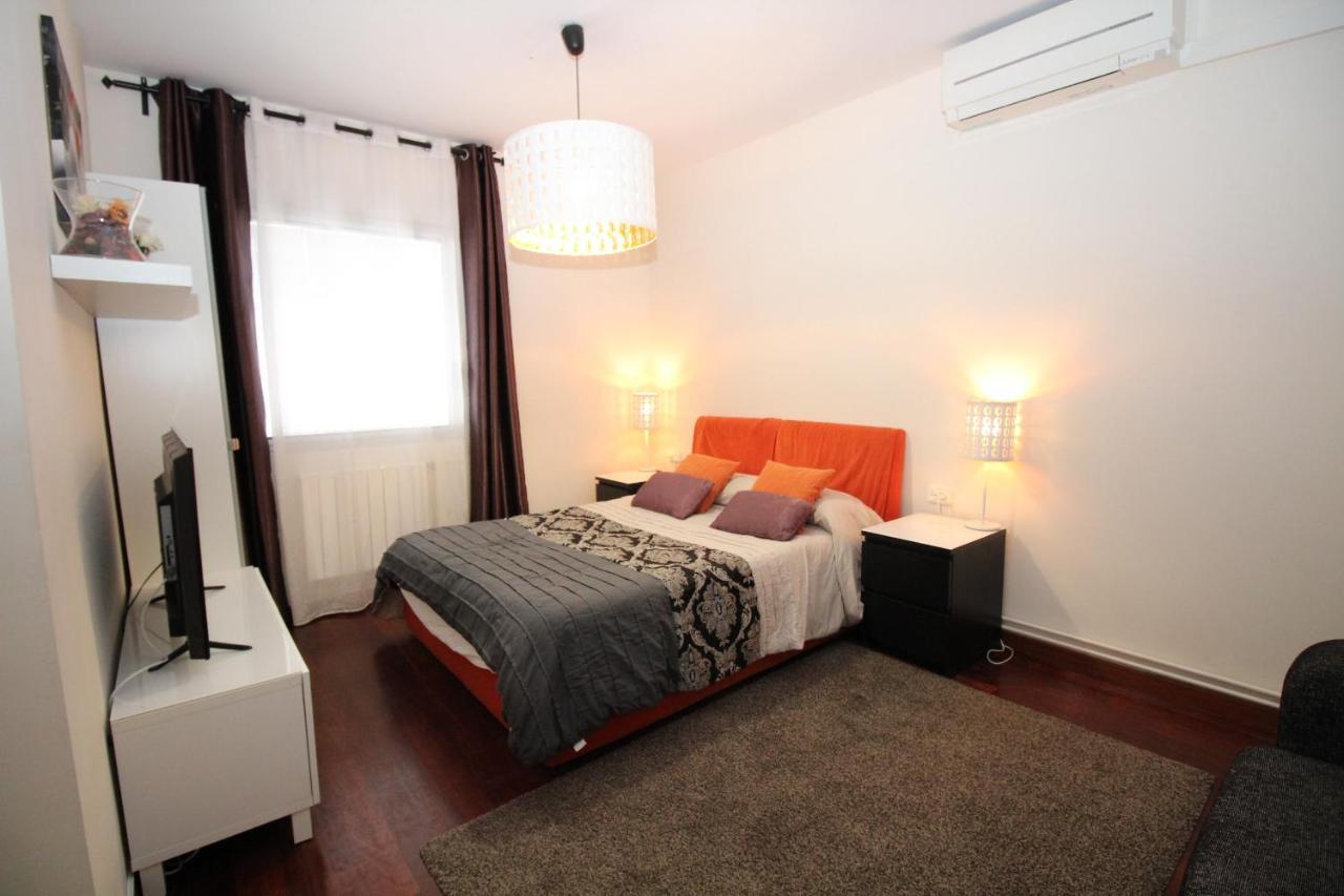 Rooms Arago Барселона Екстер'єр фото