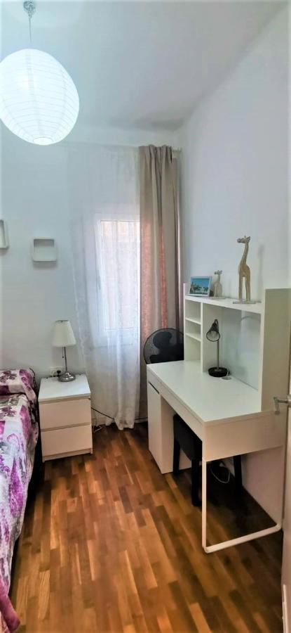 Rooms Arago Барселона Екстер'єр фото