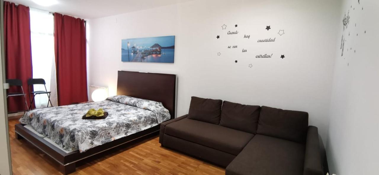 Rooms Arago Барселона Екстер'єр фото