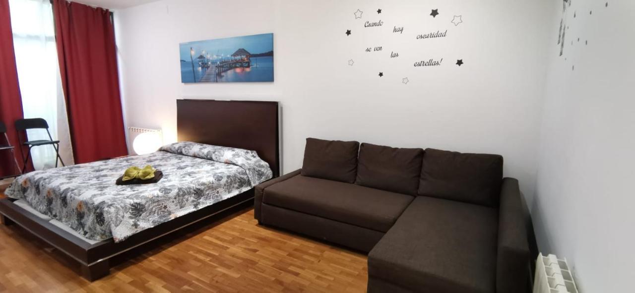 Rooms Arago Барселона Екстер'єр фото
