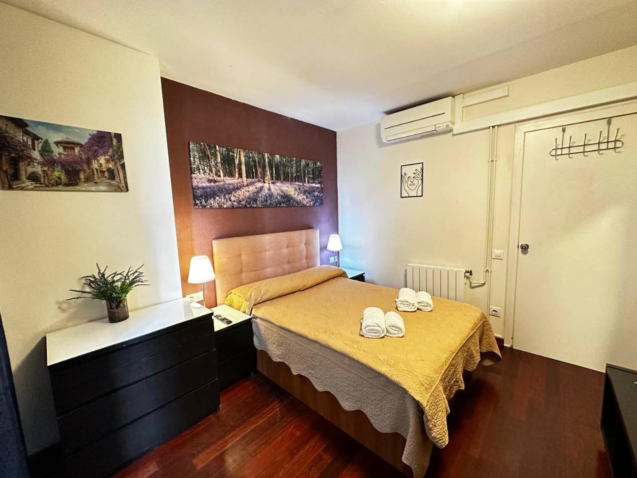 Rooms Arago Барселона Екстер'єр фото