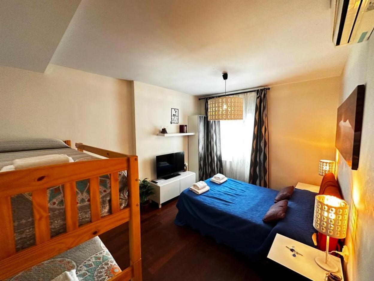 Rooms Arago Барселона Екстер'єр фото