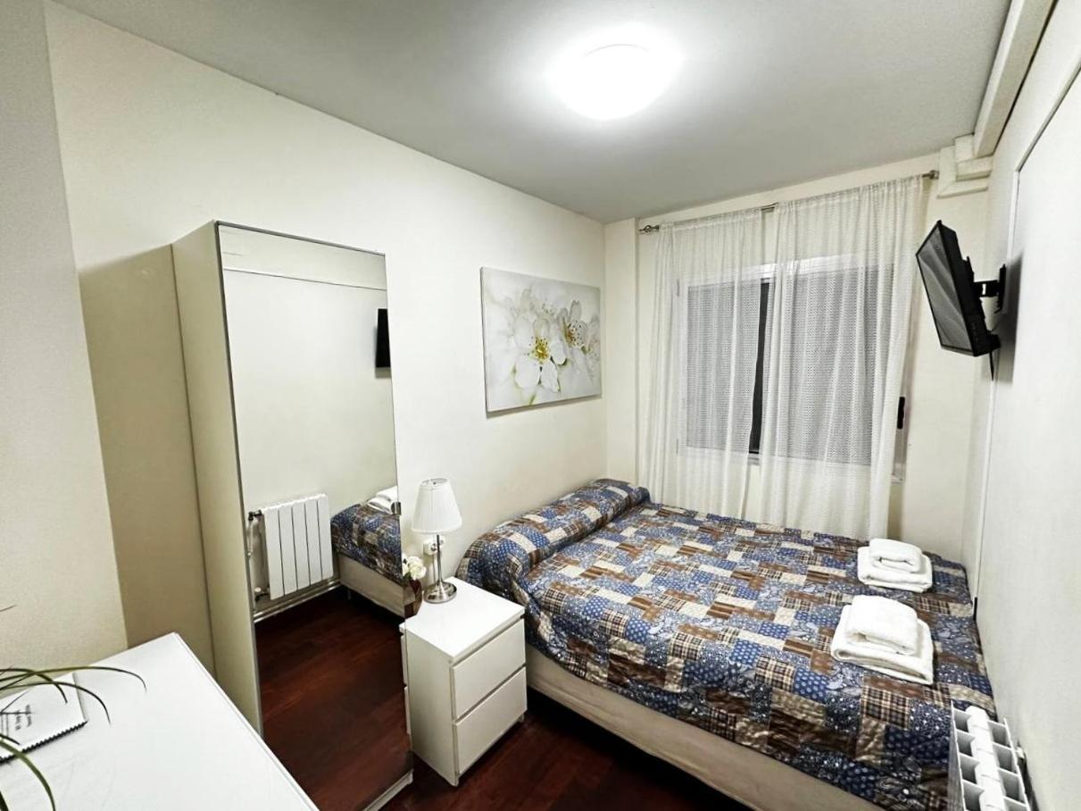 Rooms Arago Барселона Екстер'єр фото