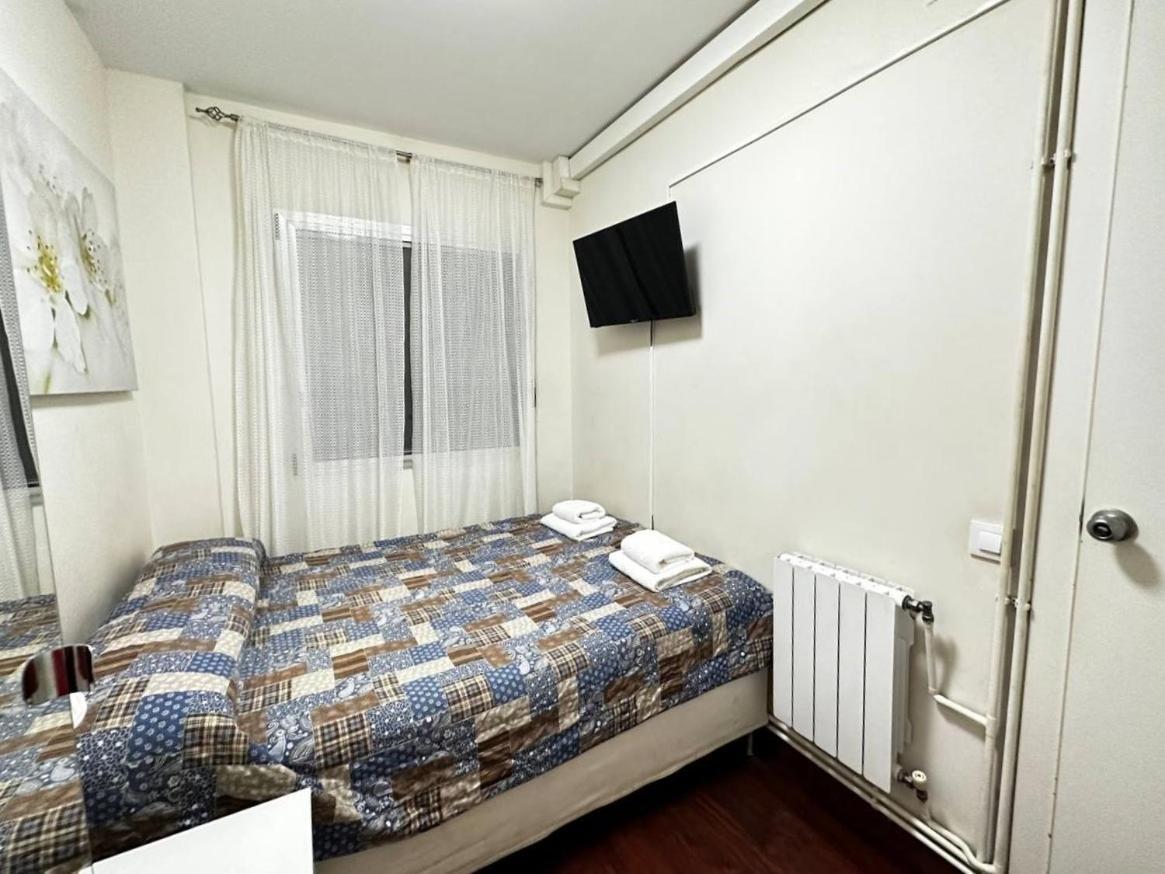 Rooms Arago Барселона Екстер'єр фото